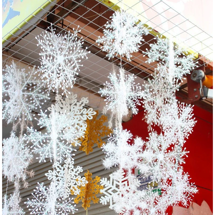 30 pezzi di ornamenti natalizi - Christmas Tree Artificial recensione e prezzo